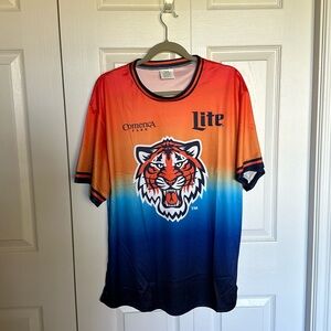 Detroit Tigers Soccer Jersey Size XL